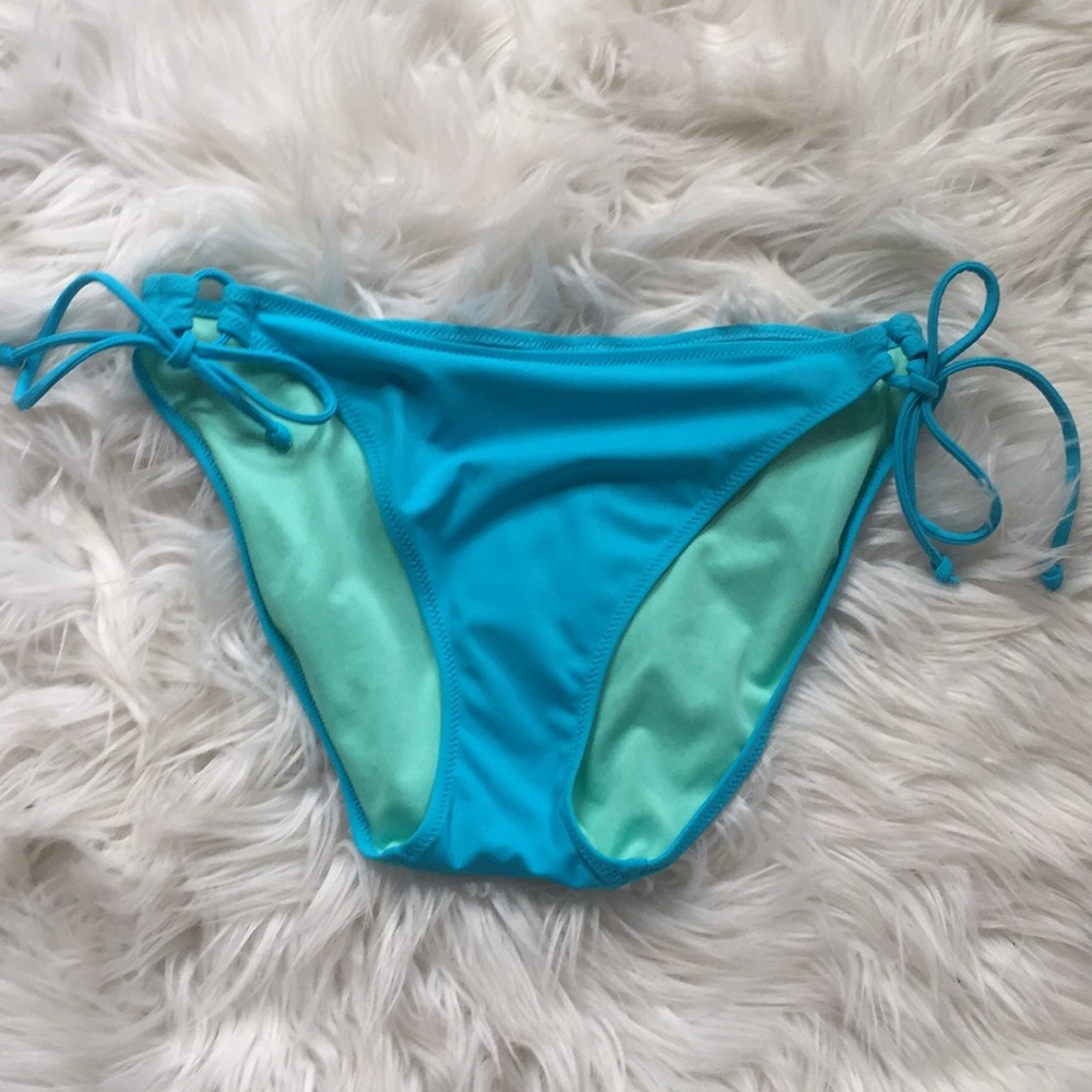 Victoria’s Secret  NWOT bikini bottom